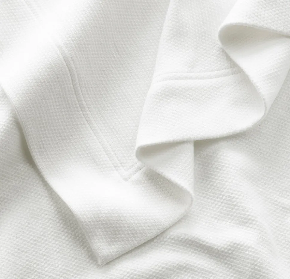 Essential Bed Blanket in White