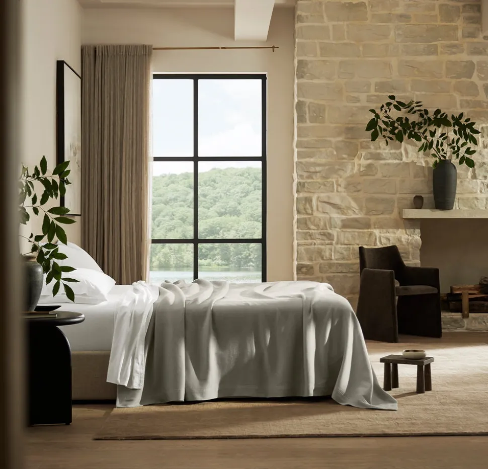 Essential Bed Blanket in Pewter
