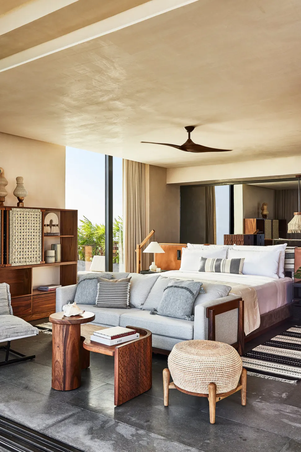 Etéreo, 1-Night Stay