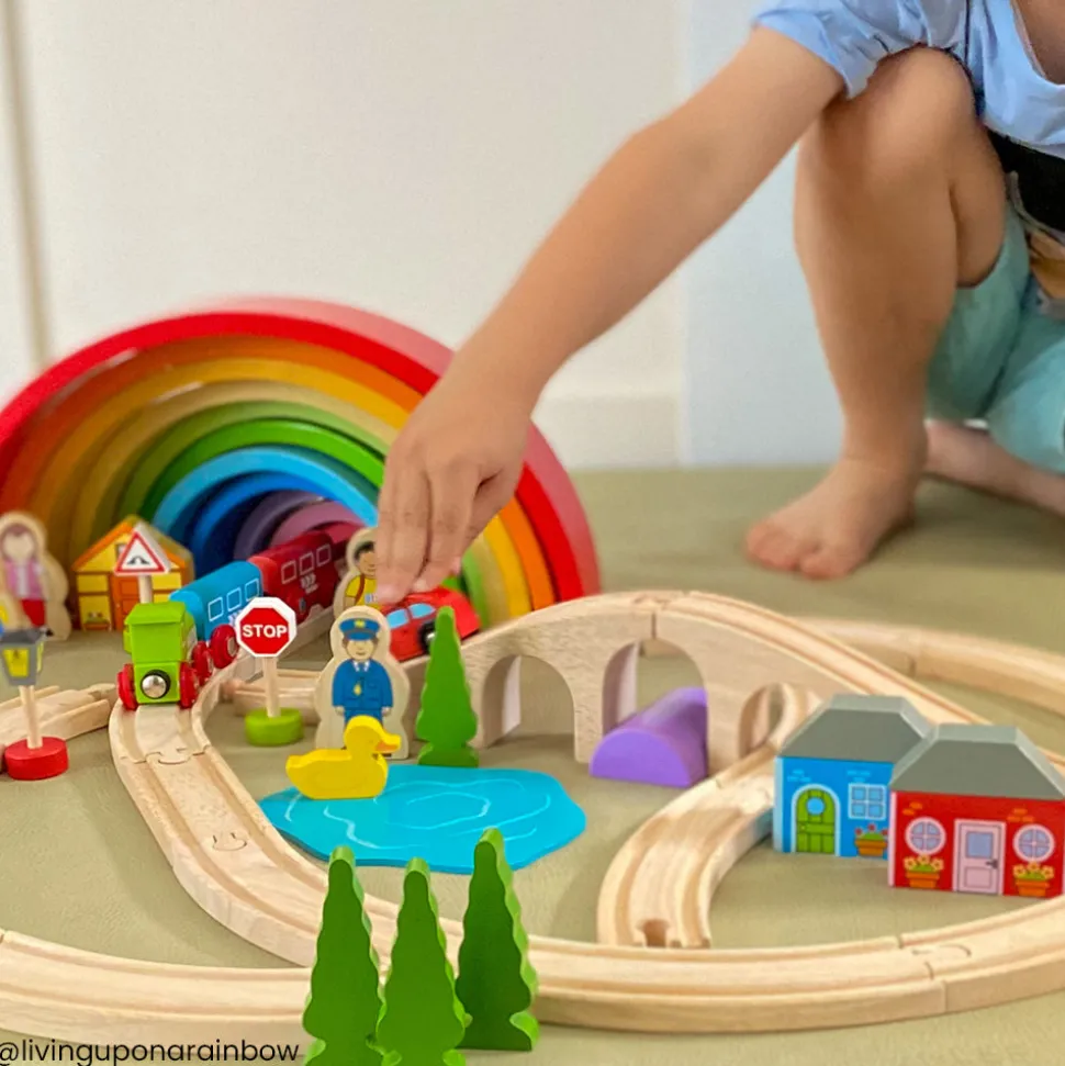 Figure of Eight Train Set