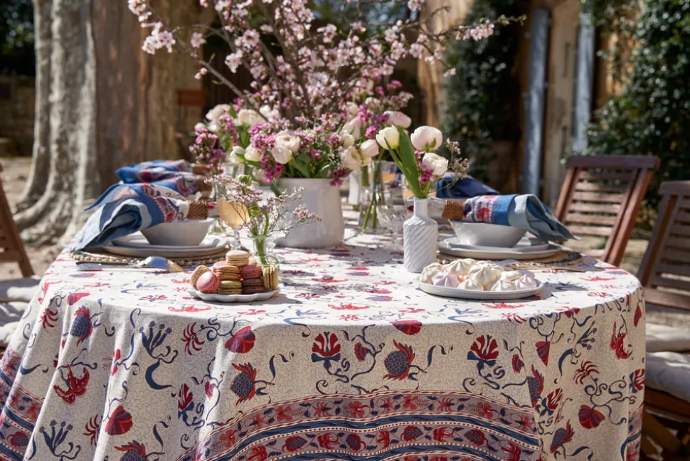 Fleur Des Indes Tablecloth in Blue & Red