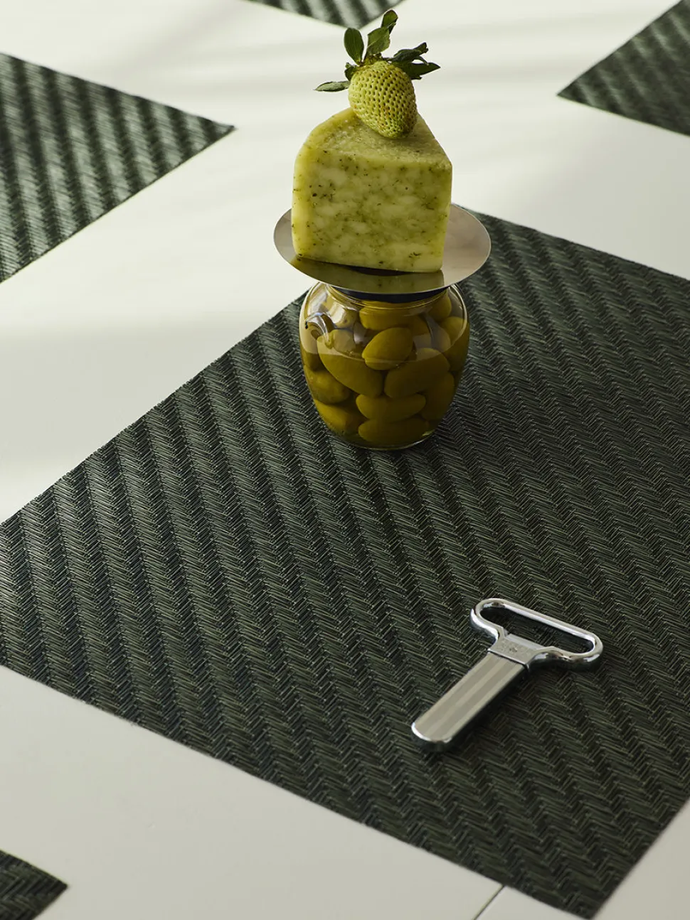 Foxtail Rectangular Placemat in Thyme