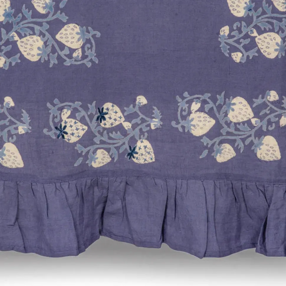 Fraises Des Bois Tablecloth