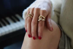Full Link Ring with White Pavé Diamonds