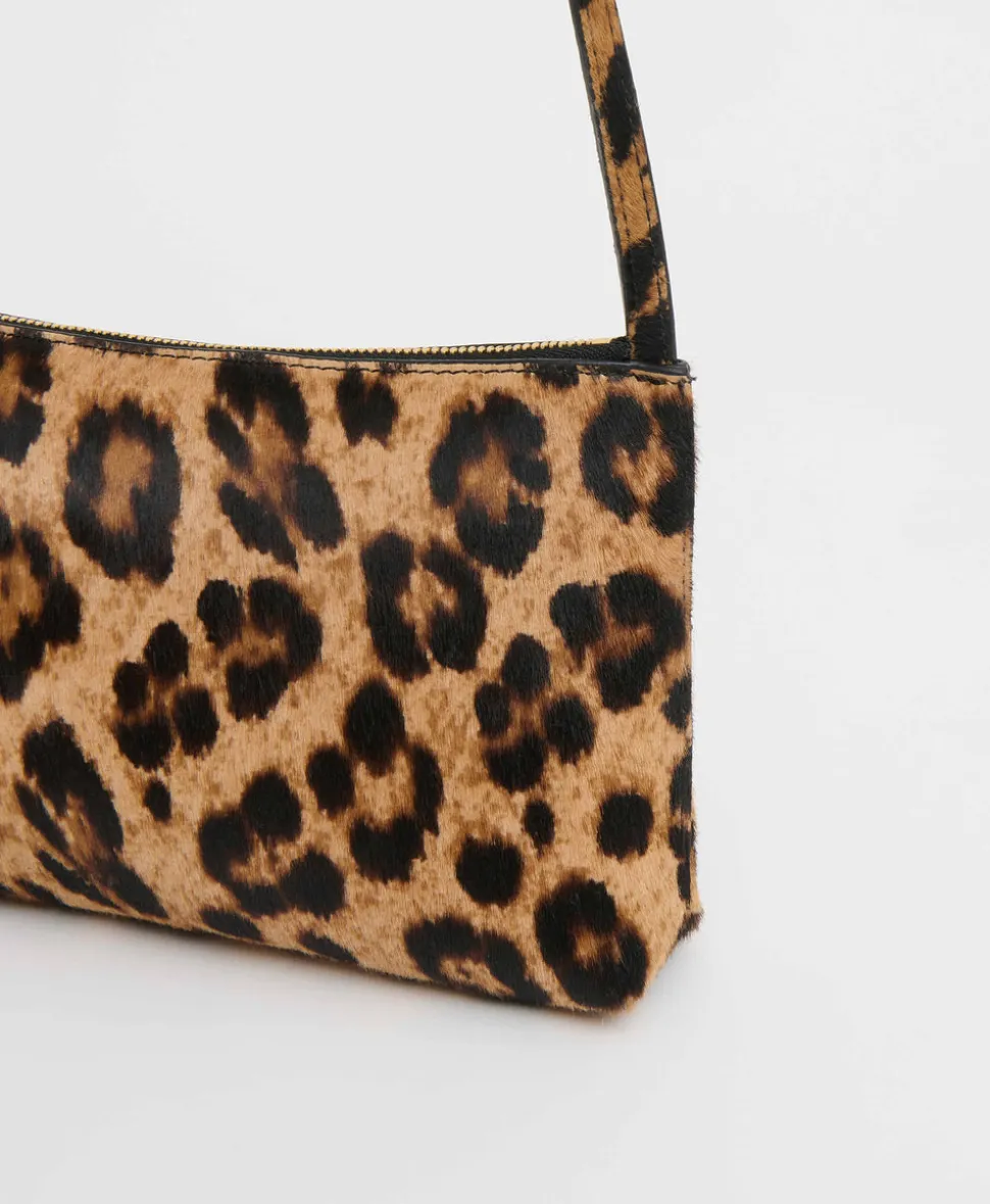 Gaia Shoulder Bag in Leopard