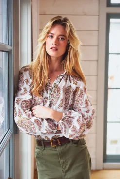 Golab Blouse in Pink Paisley