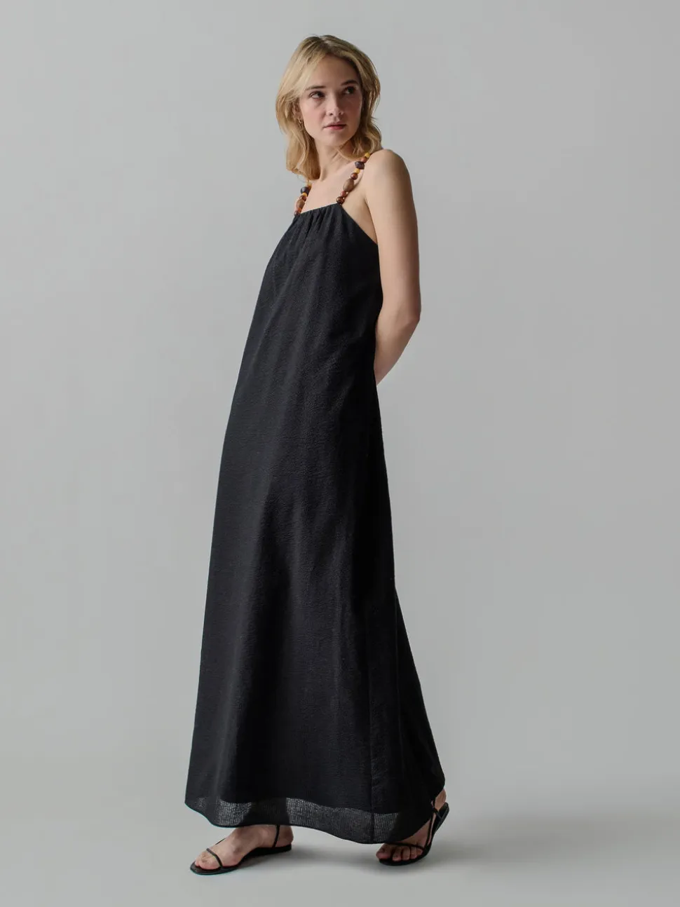 Grikos Dress in Black