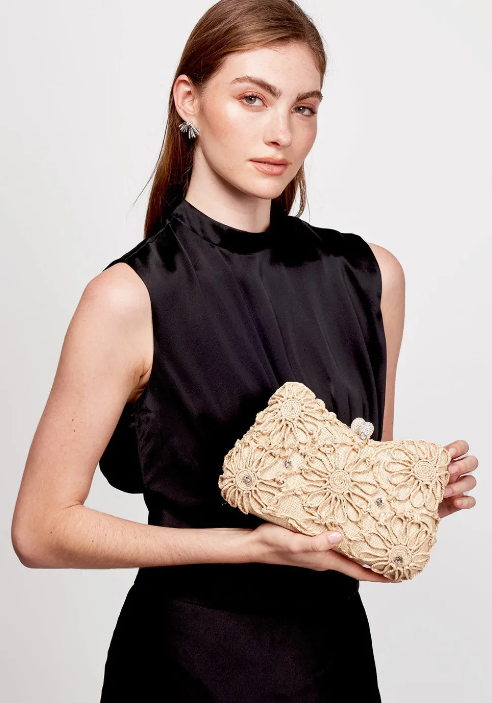 Gustavia in Natural Raffia