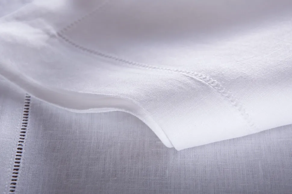 Heirloom Estate Tablecloth in Italian Linen 7 Colors