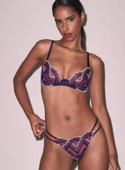 Hendrix Embroidery V-String