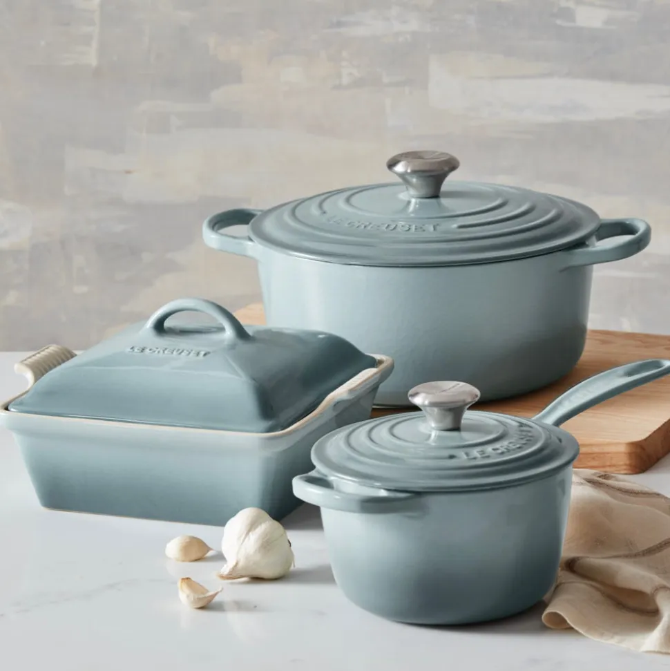 Heritage Covered Square Casserole in Sea Salt