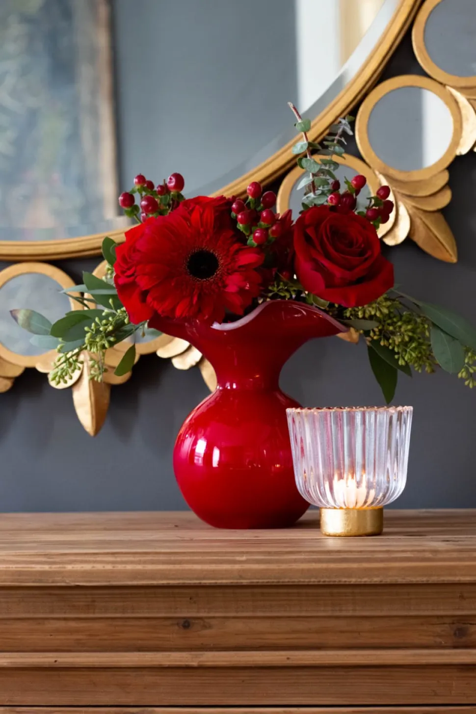 Hibiscus Glass Small Fluted Vase