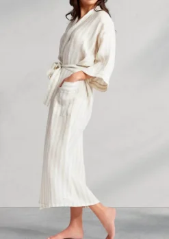 Holbox Linen Bathrobe