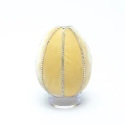 Husk Crystal Trimmed Egg