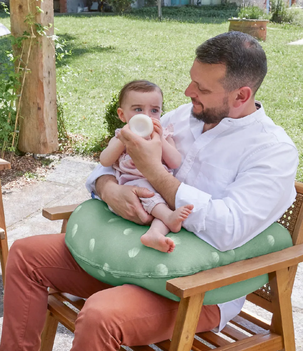 2-in-1 Pregnancy & Infant Feeding Pillow