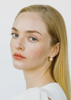 Iris Pearl Earrings