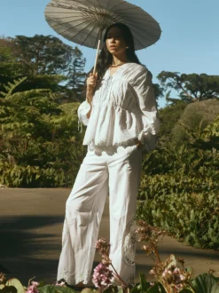 Isle Top in White Whimsy