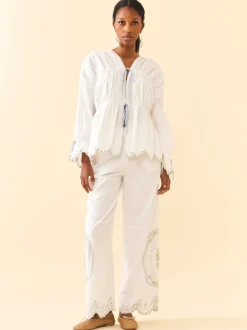 Isle Top in White Whimsy