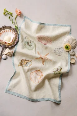 Isola Hand Towel