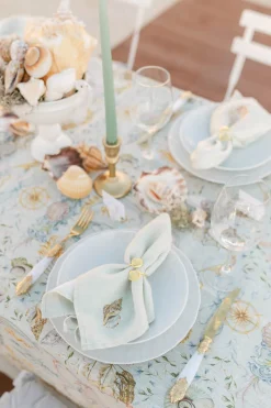 Isola Tablecloth