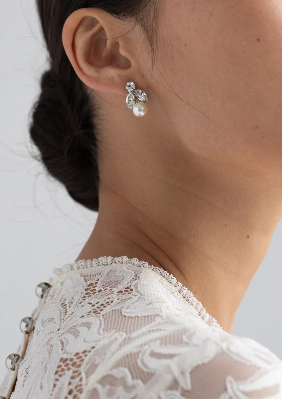 Kaide Earrings in Crystal Pearl