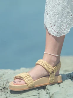 Kelcie Anklet in White