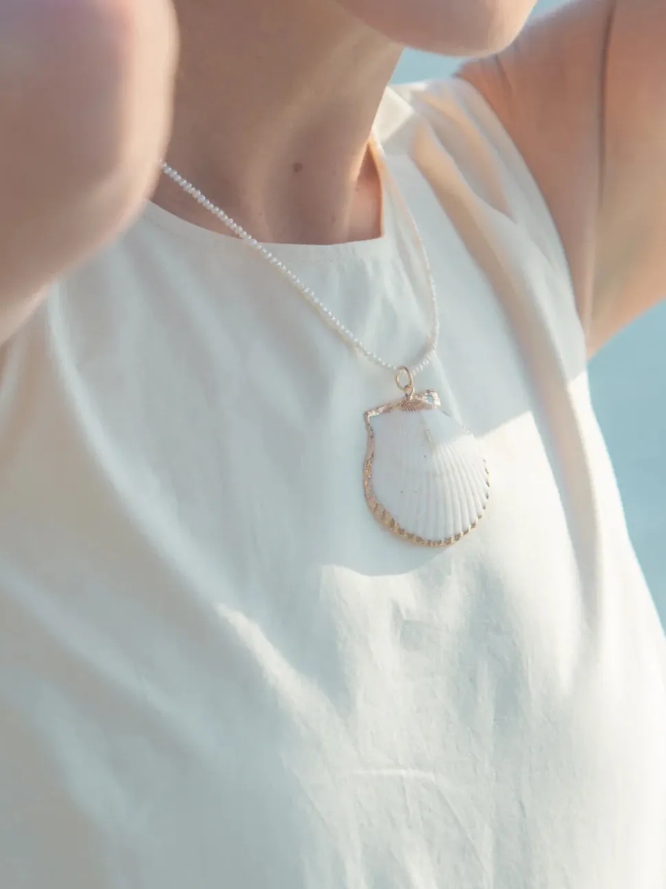 Large Scallop Shell Charm in White