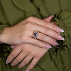 Lausanne Blue Sapphire Ring