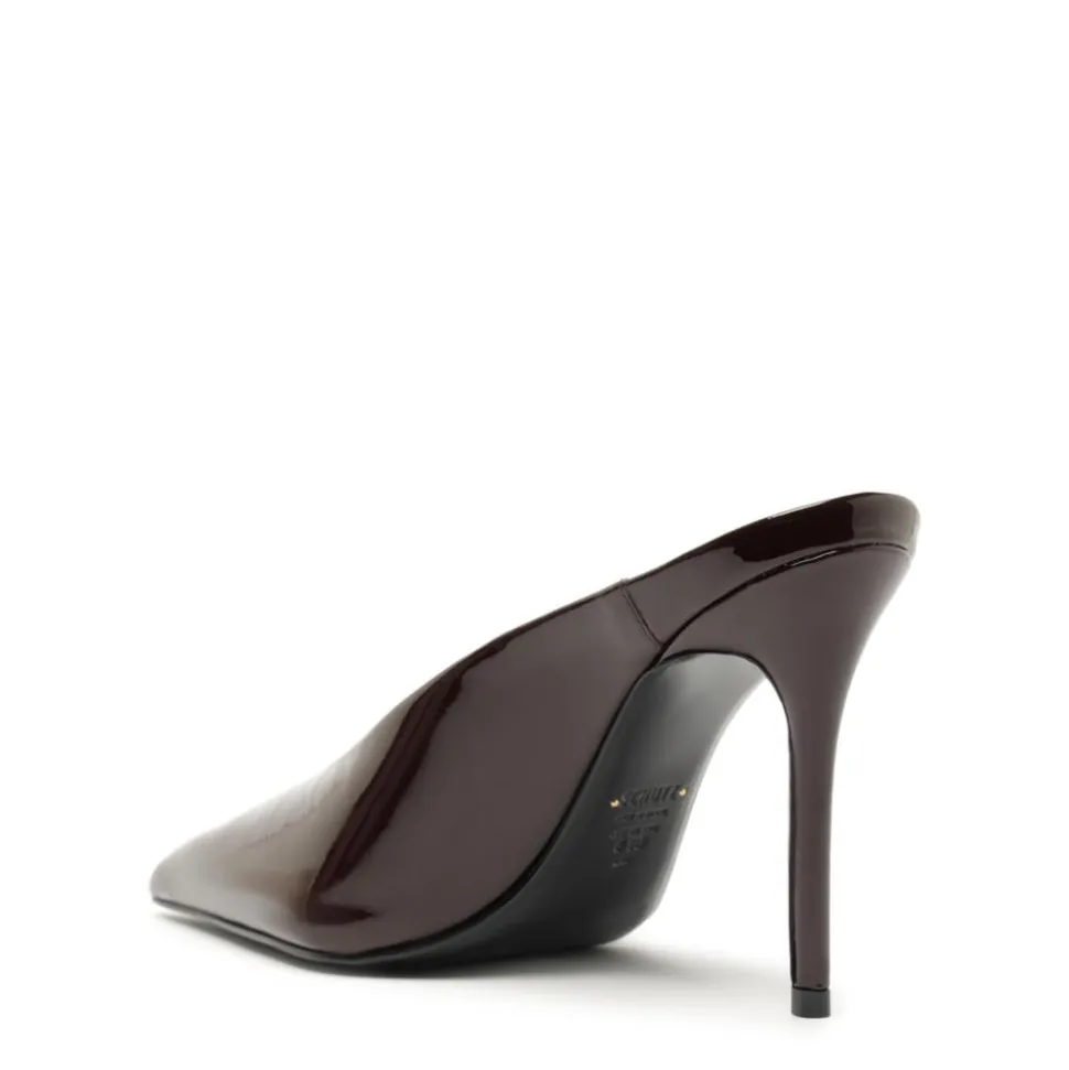Loren Patent Pump in Maplewood