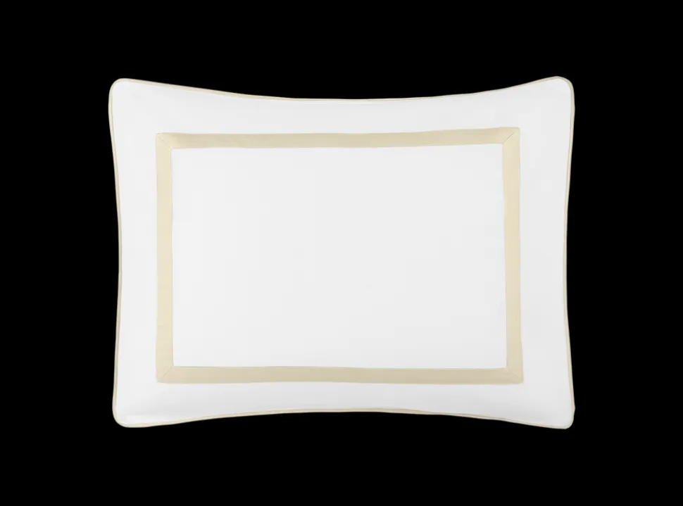 Louise Piqué Collection