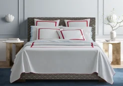 Louise Piqué Collection
