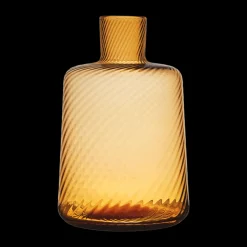 Low Carafe Twist