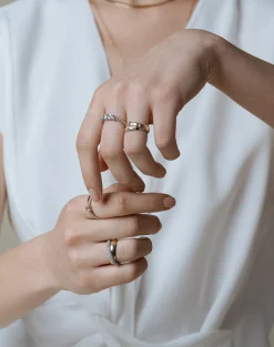 Luna Pavé Rolling Ring