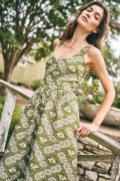 Maddy Dress in Legacy Jacquard Olive