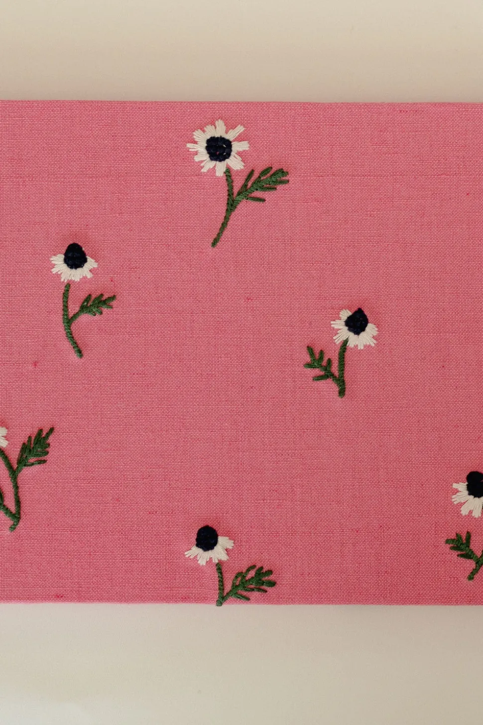 Manzanilla Guest Book in Pink