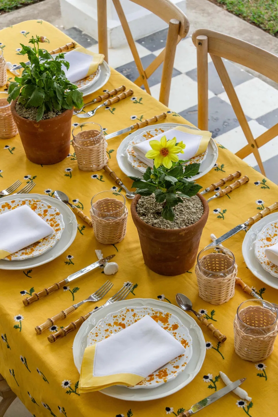 Manzanilla Rectangular Tablecloth in Mustard