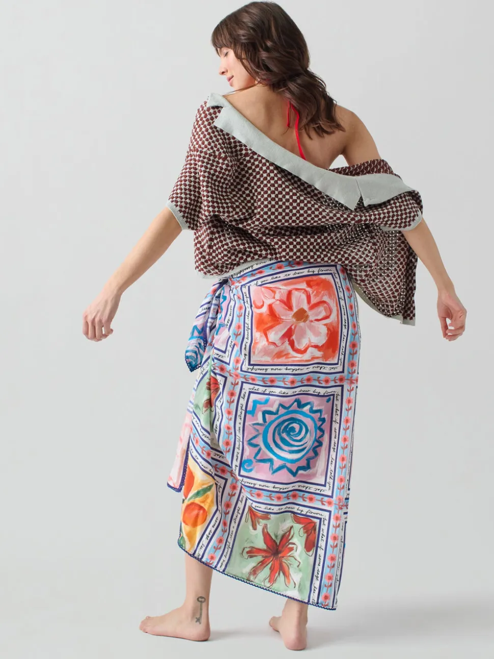Marcia Sarong in Ceramic