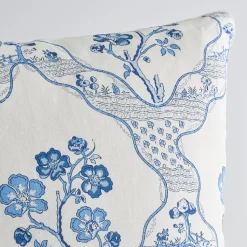 Marella 22" Pillow in Delft