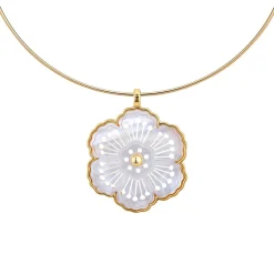Marguerite Pendant & Neck Wire