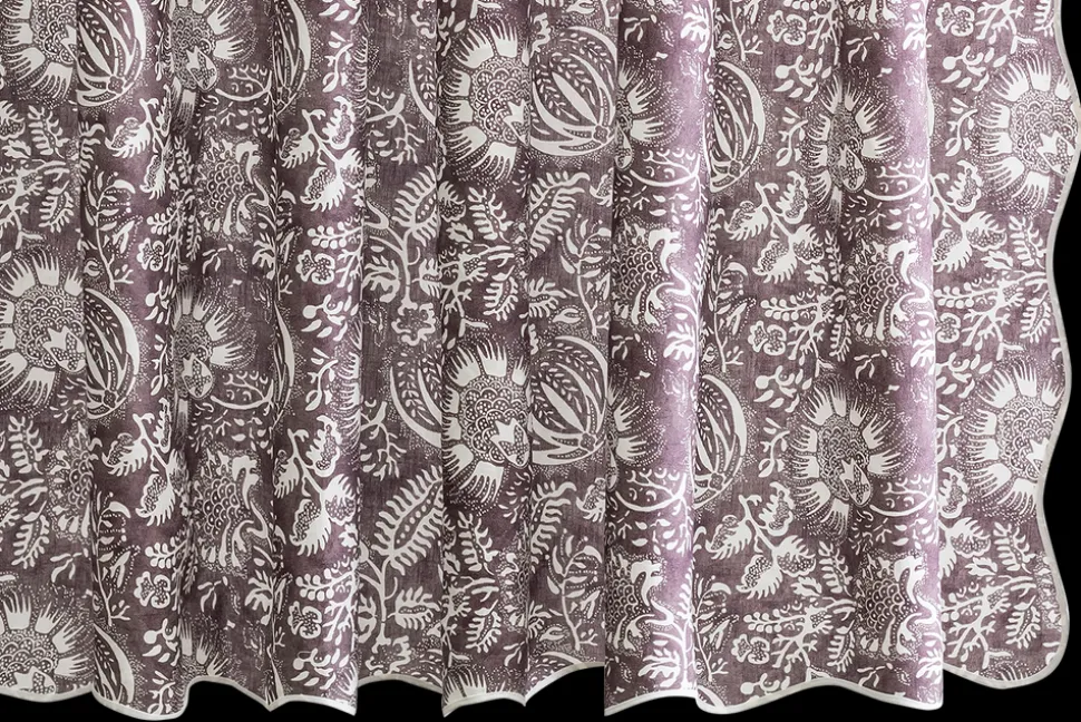 Matouk Schumacher Granada Linen Shower Curtain