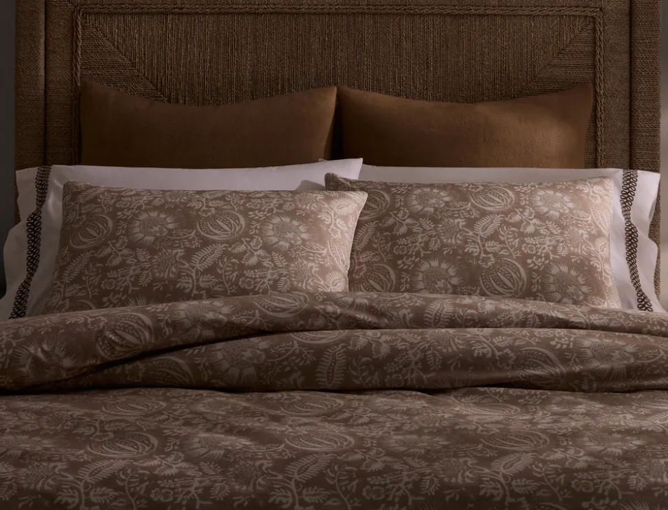Matouk Schumacher Granada Collection