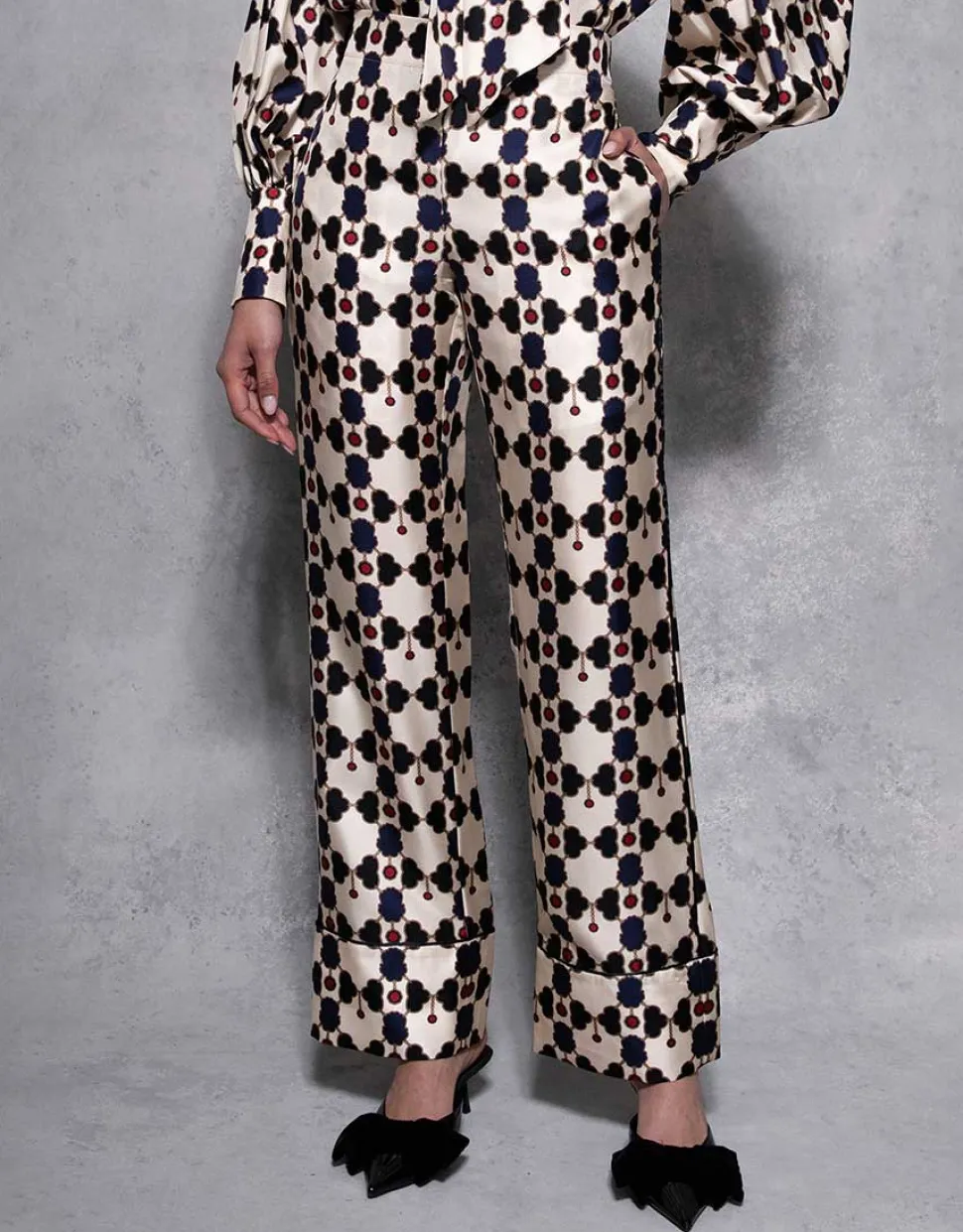 Melia Silk Twill Trouser in Beige Lock