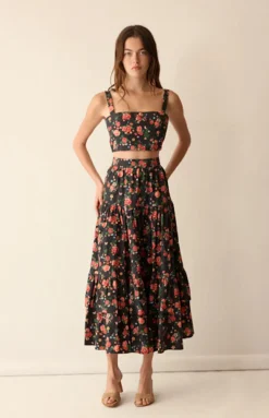 Mia Top in Midnight Garden