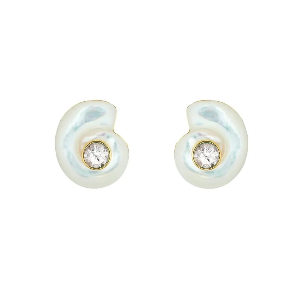 Monomoy Shell Stud in Mother of Pearl