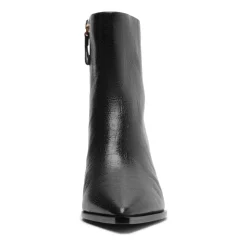 Myra 50 in Black