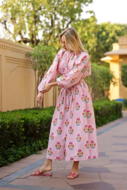Newport Top in Pink & Orange Flower