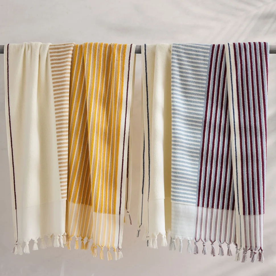Nomade Beach Towels