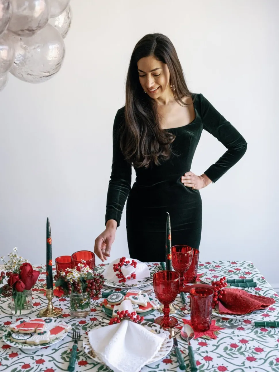 Nyla Velvet Dress in Dark Green