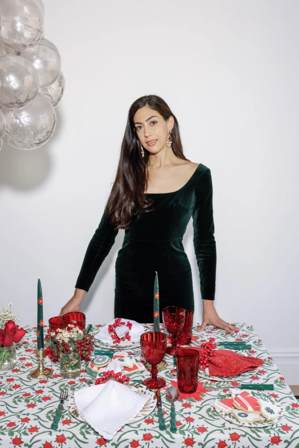 Nyla Velvet Dress in Dark Green