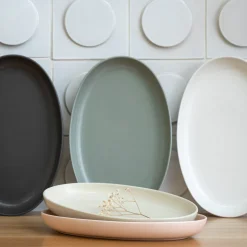 Pacifica Collection Oval Plates in Vanilla, Set of 6